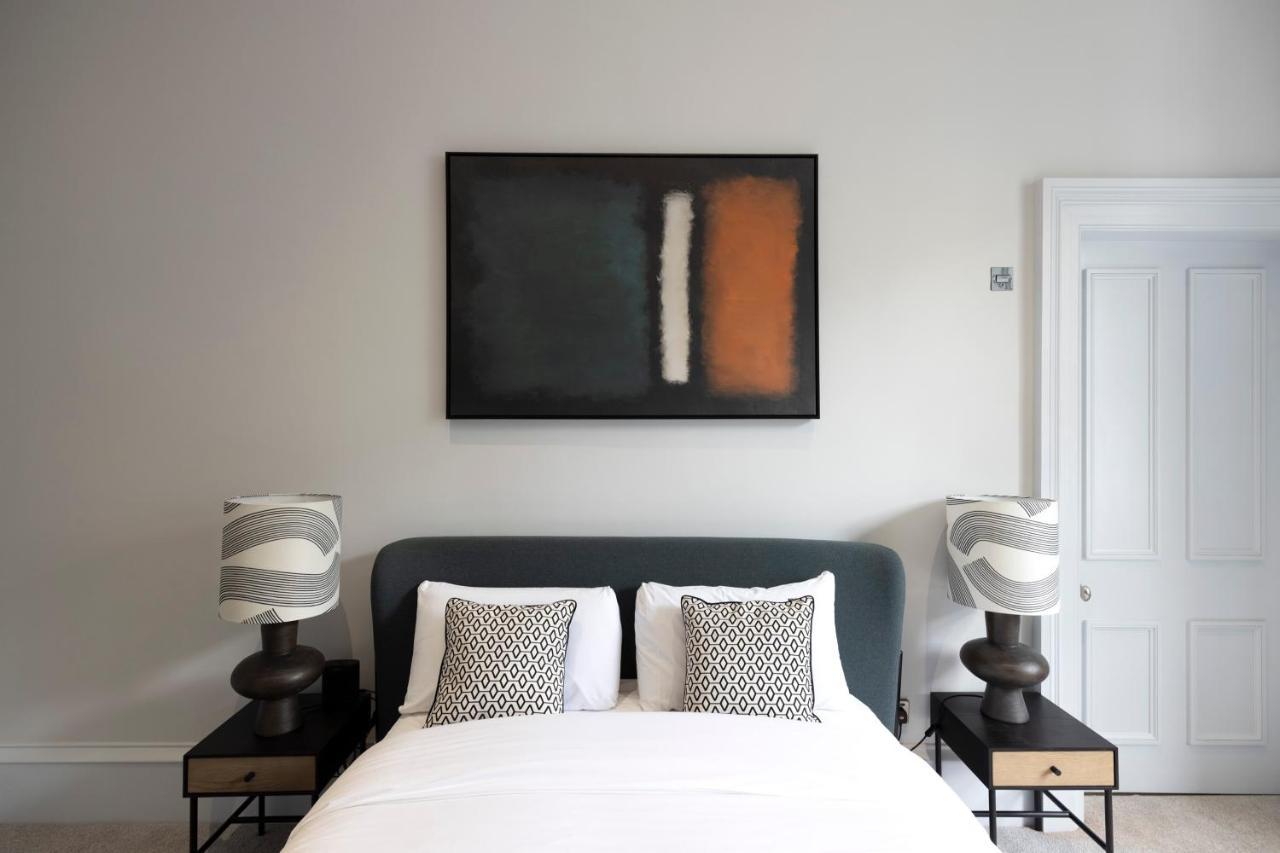 Dragon Suites Luxury Serviced Apartments At Alva Street 爱丁堡 外观 照片