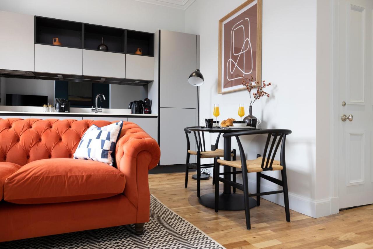 Dragon Suites Luxury Serviced Apartments At Alva Street 爱丁堡 外观 照片